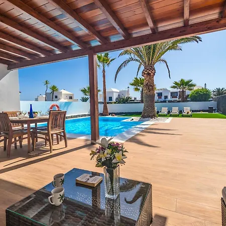 Axular With Heated Private Pool