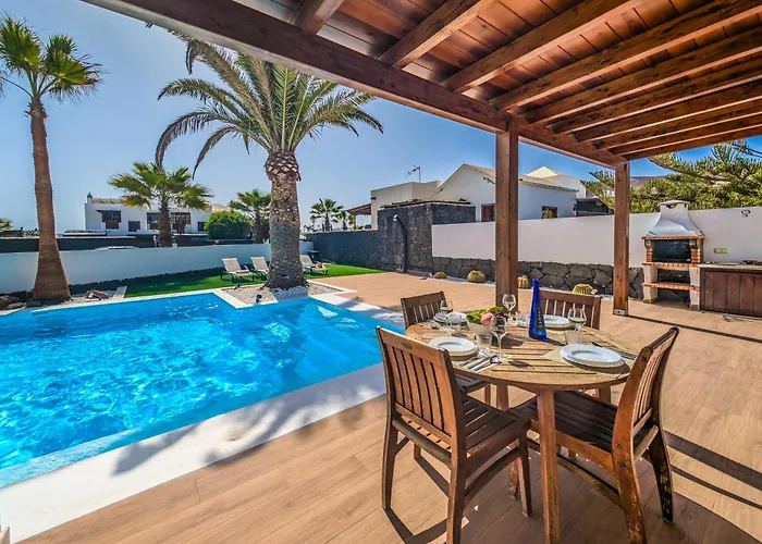Axular With Heated Private Pool * Playa Blanca