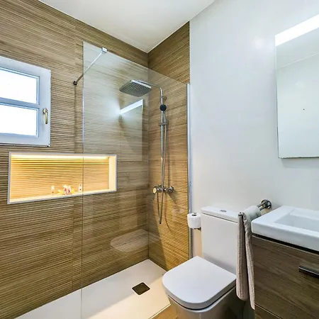 Axular With Heated Private Pool