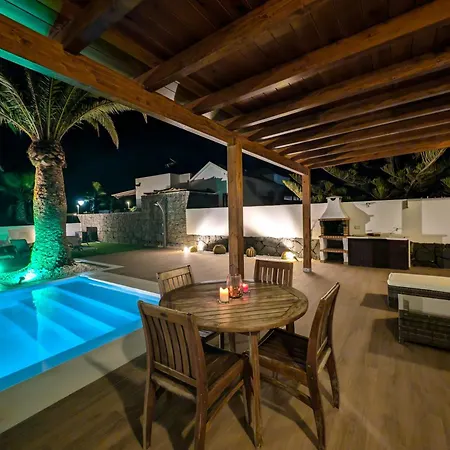 Axular With Heated Private Pool Holiday home Playa Blanca (Lanzarote)