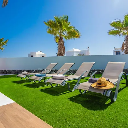 Vakantiehuis Axular With Heated Private Pool